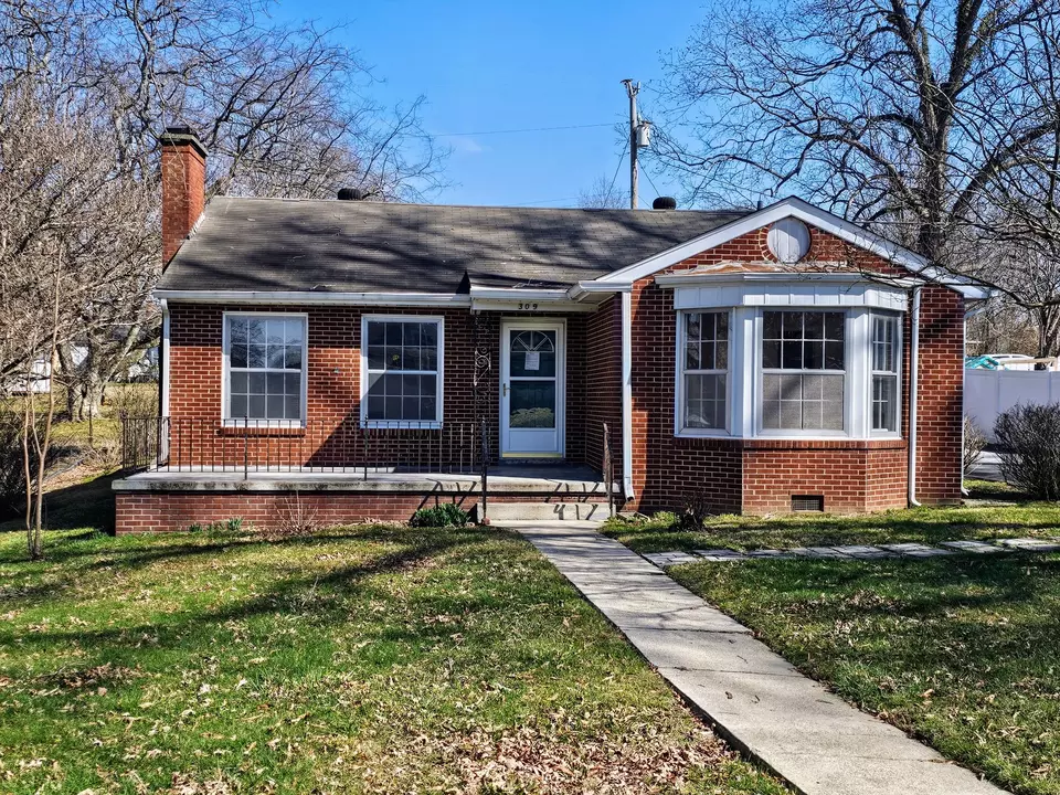 309 S Franklin St, Tullahoma, TN 37388 20 Photos Movoto