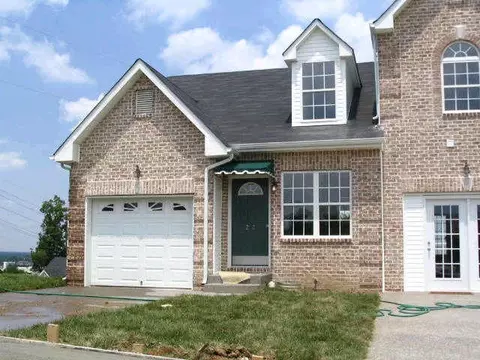 3001 Hamilton Church Rd #220, Antioch, TN 37013