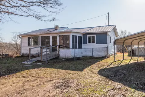 1065 Parker Rd, Kingston Springs, TN 37082