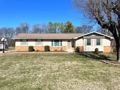 111 Homestead Dr, Hendersonville, TN 37075