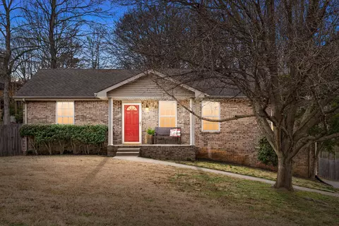 1252 Cottonwood Dr, Clarksville, TN 37040