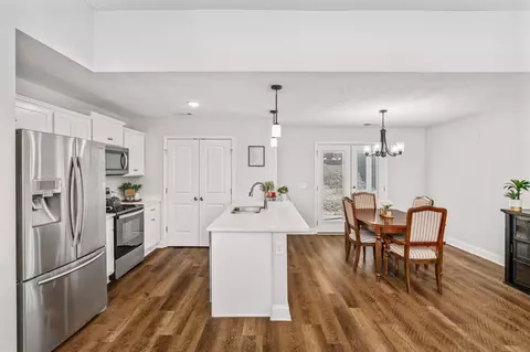 Kitchen - 413 Laramie Dr, Springfield, TN 37172 photo 1 of 6