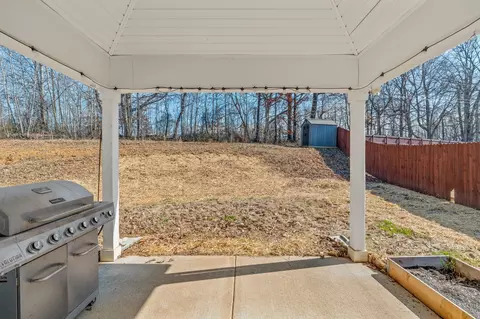 Exterior - 413 Laramie Dr, Springfield, TN 37172 photo 6 of 11