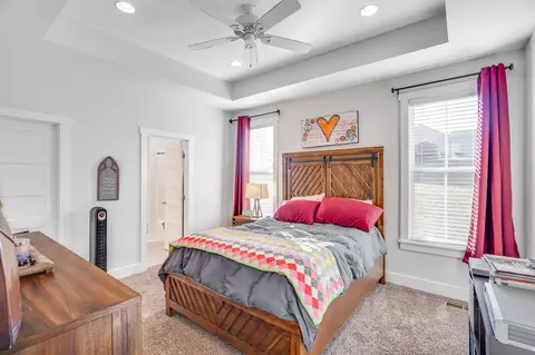 609 Womack Rd, Bethpage, TN 37022 photo 9