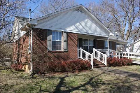 438 3rd Ave N, Lewisburg, TN 37091