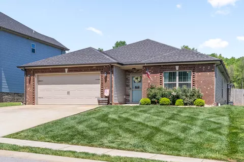 1152 Gentry Dr, Clarksville, TN 37043