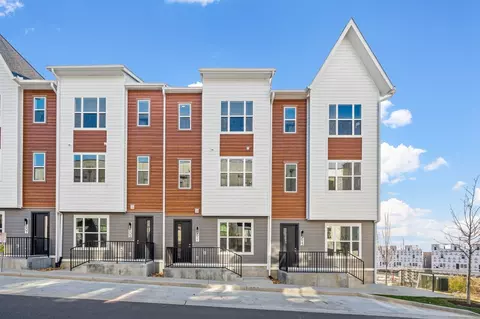 607 Live Life Ln, Nashville, TN 37207