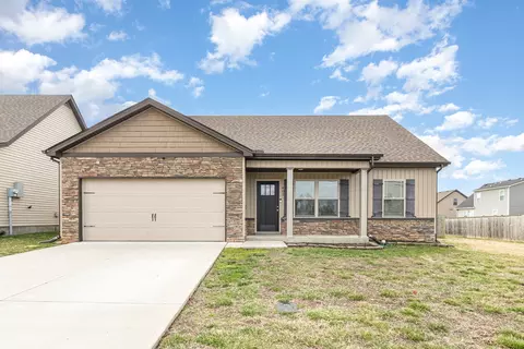 402 Brigade Ct, Lebanon, TN 37087