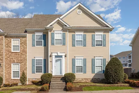 1039 Mckenna Dr, Thompsons Station, TN 37179