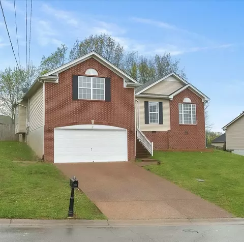 1045 Blue Mountain Ln E, Antioch, TN 37013