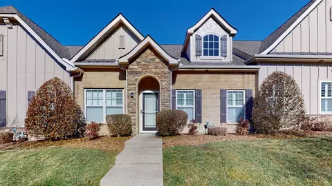 100 Placid Grove Ln #802, Goodlettsville, TN 37072