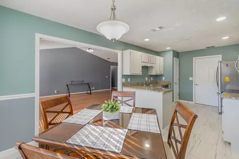 2811 Castlerea Dr, Murfreesboro, TN 37128 photo 6
