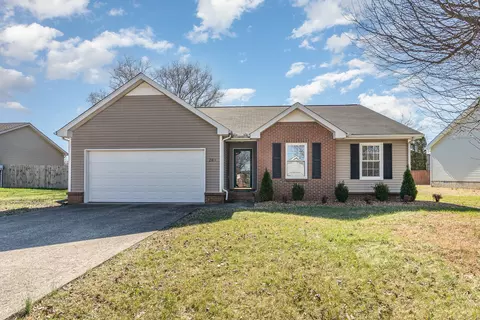 2811 Castlerea Dr, Murfreesboro, TN 37128