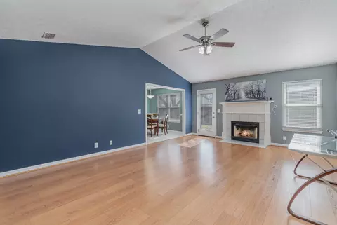 2811 Castlerea Dr, Murfreesboro, TN 37128 photo 5