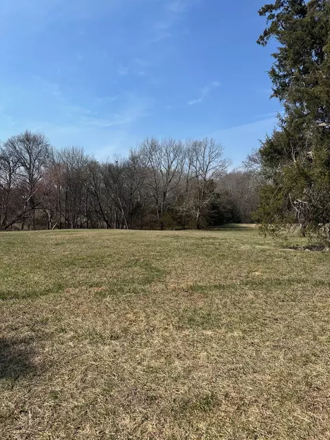 1 Cross Cemetery Rd, Ardmore, TN 38449