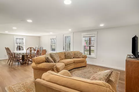 Living - 4901 Marion Rd, Cunningham, TN 37052 photo 2 of 3