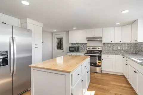 Kitchen - 4901 Marion Rd, Cunningham, TN 37052 photo 1 of 2