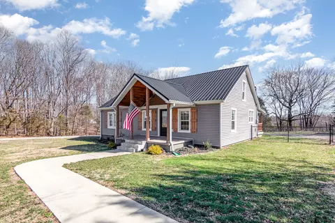 4901 Marion Rd, Cunningham, TN 37052