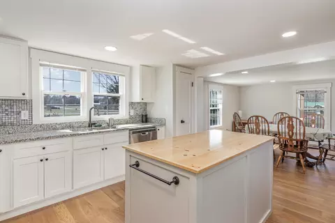 Kitchen - 4901 Marion Rd, Cunningham, TN 37052 photo 2 of 2