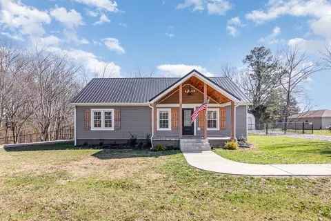 Exterior - 4901 Marion Rd, Cunningham, TN 37052 photo 2 of 10
