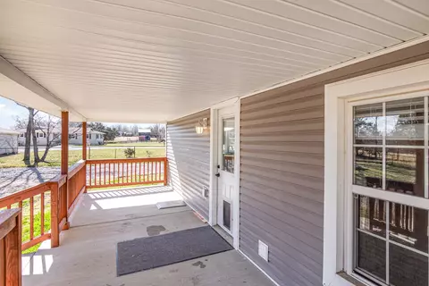 Exterior - 4901 Marion Rd, Cunningham, TN 37052 photo 5 of 10