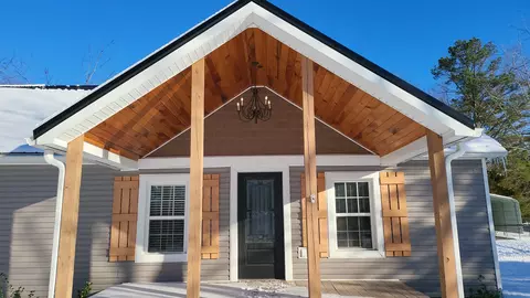 Exterior - 4901 Marion Rd, Cunningham, TN 37052 photo 9 of 10