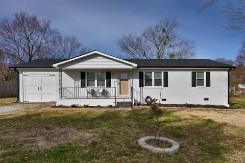 29397 9th Ave E, Ardmore, AL 35739