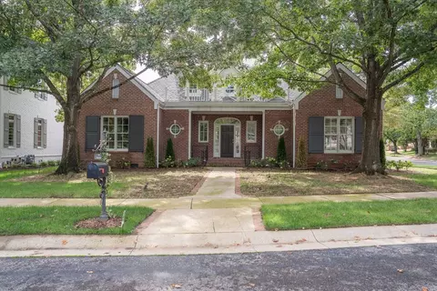 523 Close Ln, Nashville, TN 37205