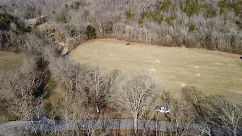 1 Skillet Creek Rd, Hartsville, TN 37074