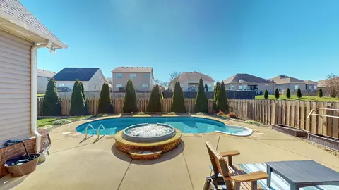 Exterior - 6010 Warner Ct, Spring Hill, TN 37174 photo 16 of 21