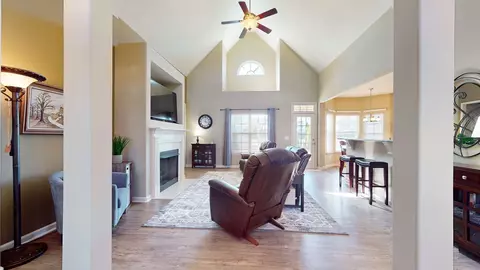 Living - 6010 Warner Ct, Spring Hill, TN 37174 photo 1 of 4