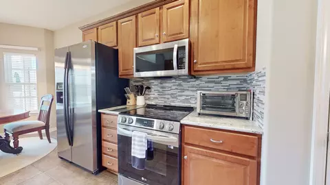 Kitchen - 6010 Warner Ct, Spring Hill, TN 37174 photo 2 of 3