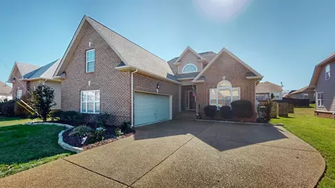 Exterior - 6010 Warner Ct, Spring Hill, TN 37174 photo 3 of 21