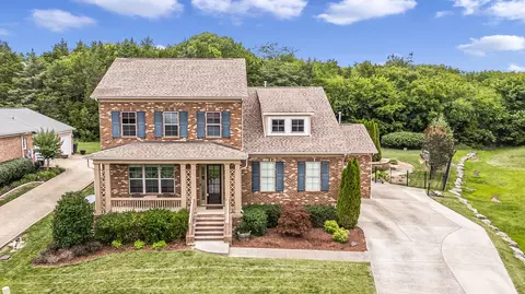 1020 Fortrose Dr, Gallatin, TN 37066