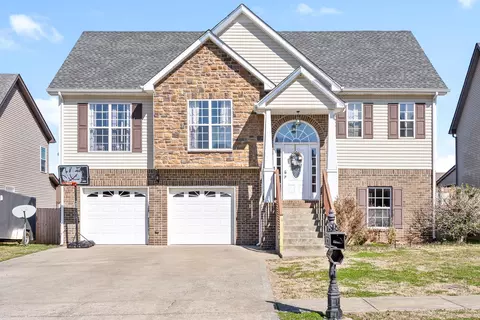 1419 Raven Rd, Clarksville, TN 37042