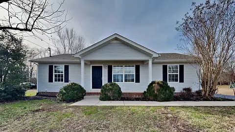 709 Eaglesham Dr, Christiana, TN 37037
