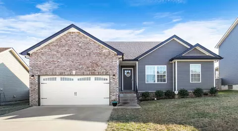151 Ambridge St, Oak Grove, KY 42262
