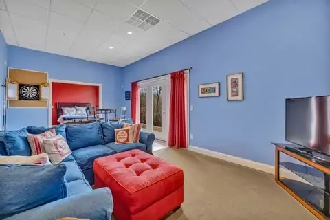 Living - 500 Harbor Point Rd, Silver Point, TN 38582 photo 4 of 5