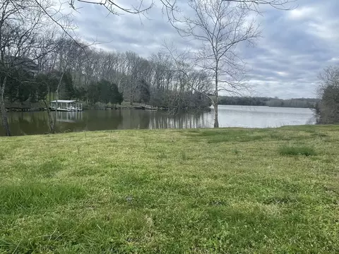 1031 Emerald Valley Dr, Castalian Springs, TN 37031