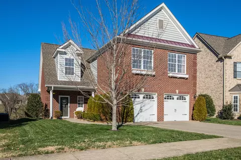 245 Meandering Dr, Lebanon, TN 37090