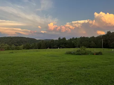 728 Springer Rd, Hohenwald, TN 38462