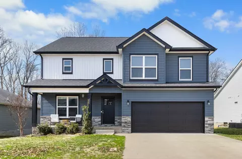371 Crusaw Dr, Clarksville, TN 37043