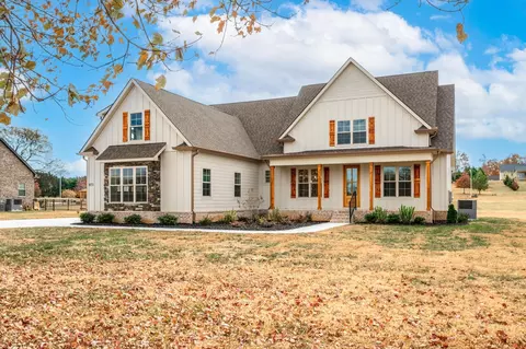 873 Blair Pond Rd, Winchester, TN 37398