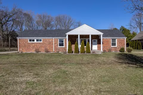 632 Farrell Pkwy, Nashville, TN 37220