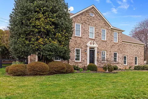 648 Gleneagle Ln, Franklin, TN 37067