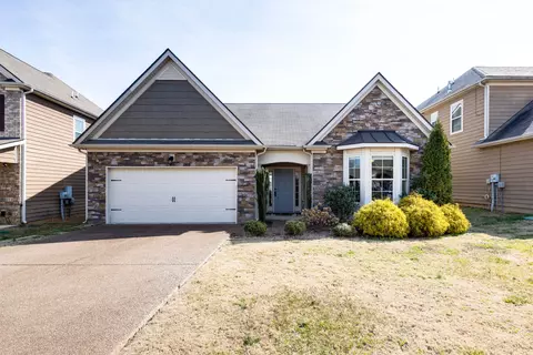3004 Alan Dr, Spring Hill, TN 37174