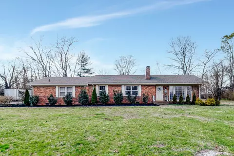 201 Crestview St, Chapel Hill, TN 37034