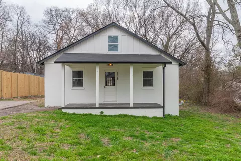 608 Westover Dr, Columbia, TN 38401