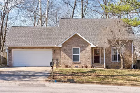 1594 Darlington Ct, Clarksville, TN 37042