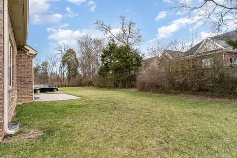 Exterior - 6033 Spade Dr, Spring Hill, TN 37174 photo 7 of 8